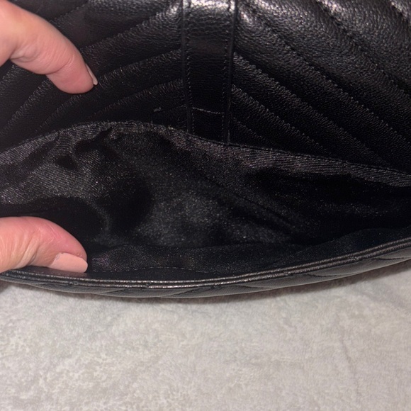 Yves Saint Laurent Black Chevron Shoulder Bag - Picture 15 of 15